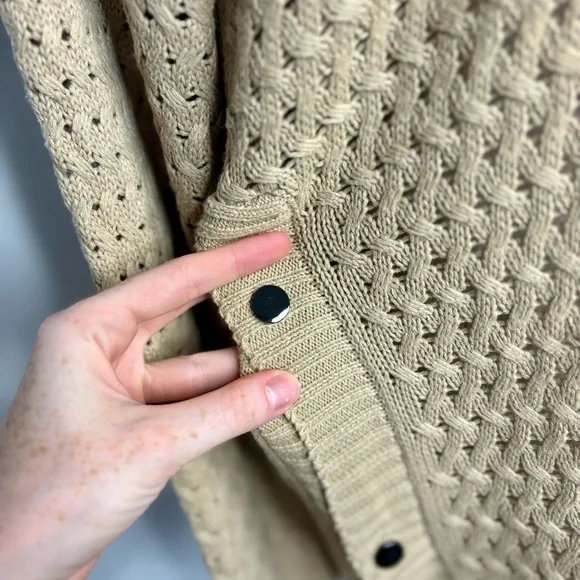 NWT Simply Southern Snap Sweater Beige Fall Spring Knit Women’s Size Large - Picture 4 of 9